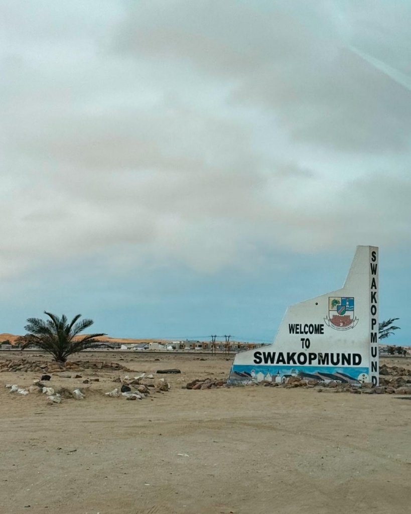 Welcome to Swakopmund silt kõrbe ääres Namiibias