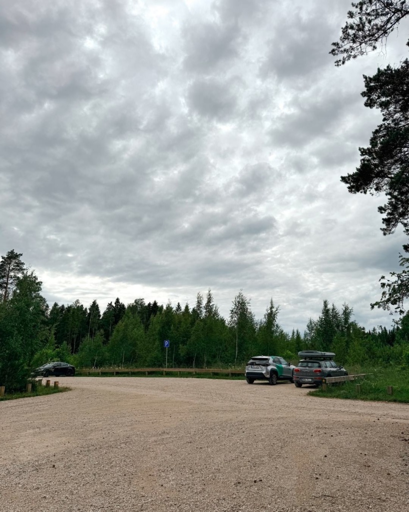 Marimetsa raba matkaraja parkla