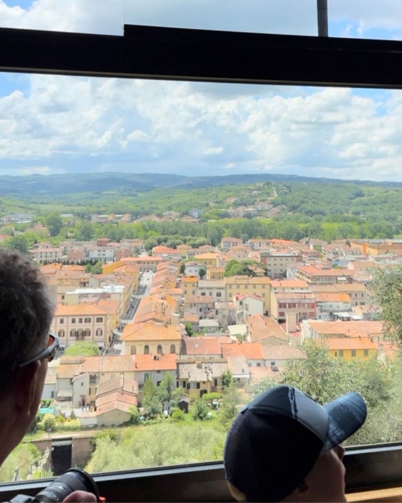 Tõstukiga Certaldo Alto suunas