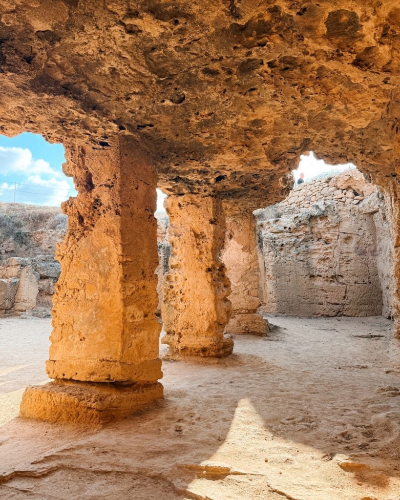 Küpros: Kuningate hauakamber